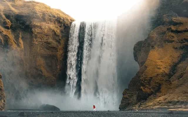 Athirappilly Falls: Explore Kerala's Majestic Waterfall 2025