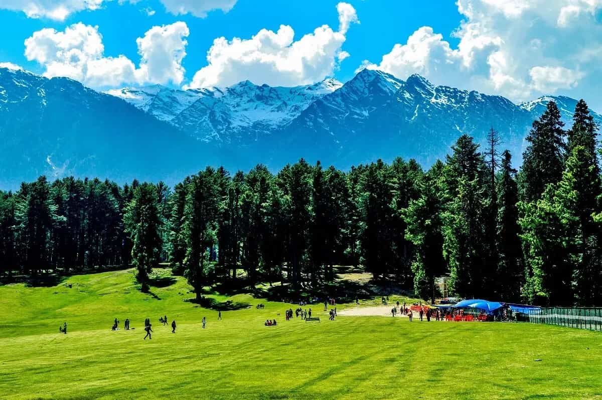 Kashmir in March