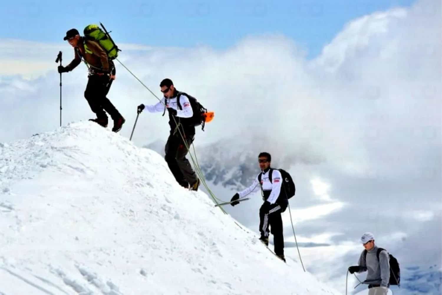 Trekking in Manali