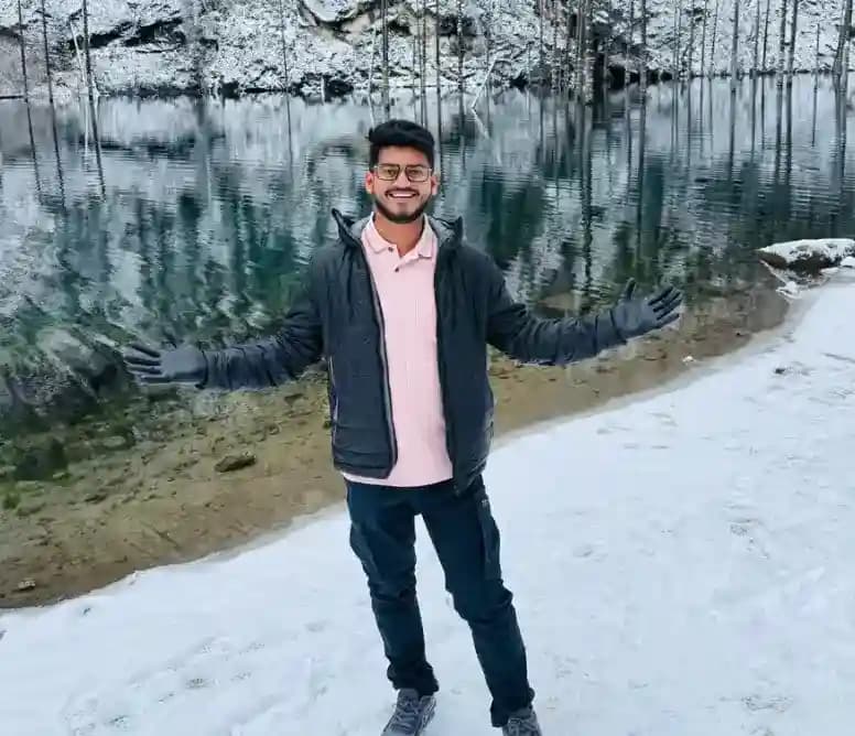 Faiz Khan