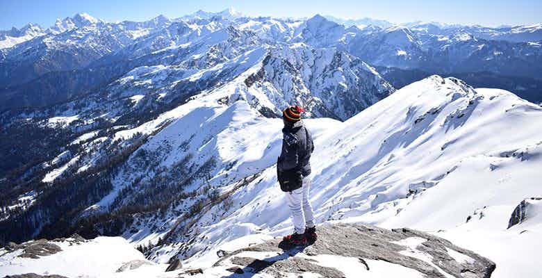 15 Best Places to See Snowfall in India