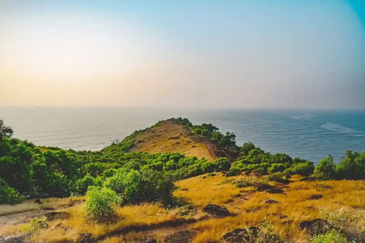 chapora fort goa.webp
