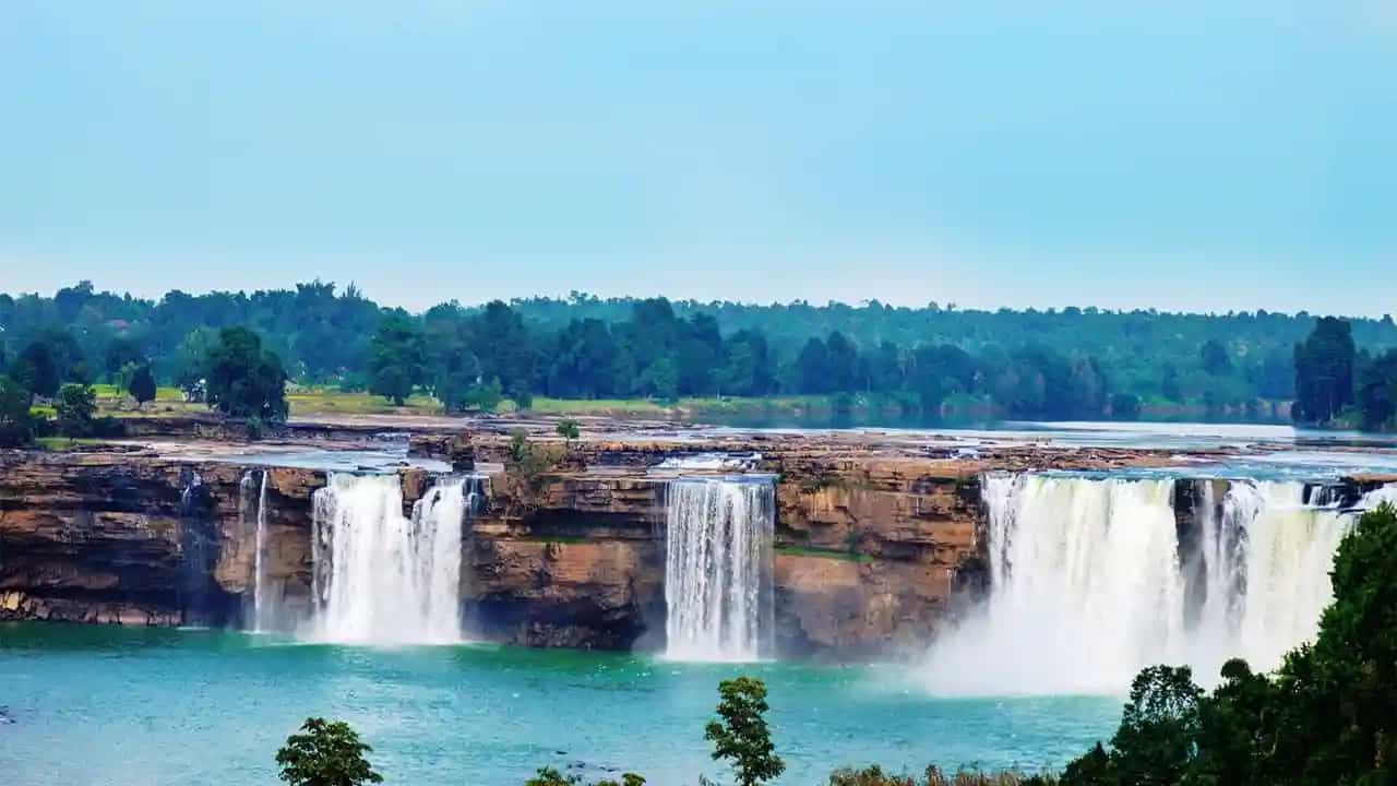 Chitrakoot Waterfalls