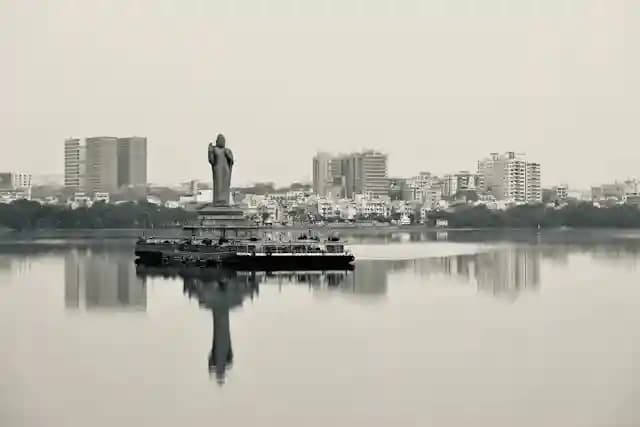 Hussain Sagar Lake (1).webp
