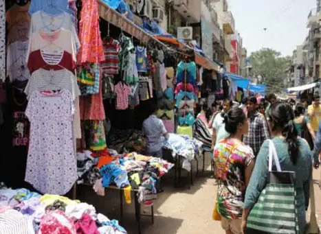 Kamla Nagar Market Delhi Guide 2026: Shopping, Food & Tips