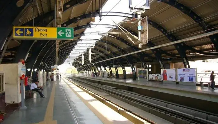 Nearest Metro Station to Gaffar Market: Fares & Places Nearby