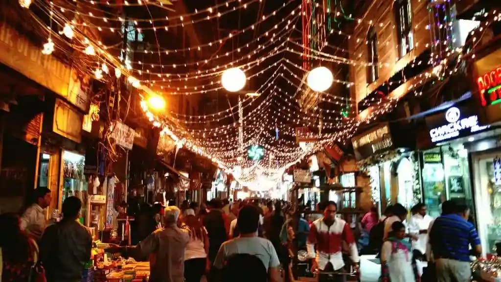 khan market delhi.webp