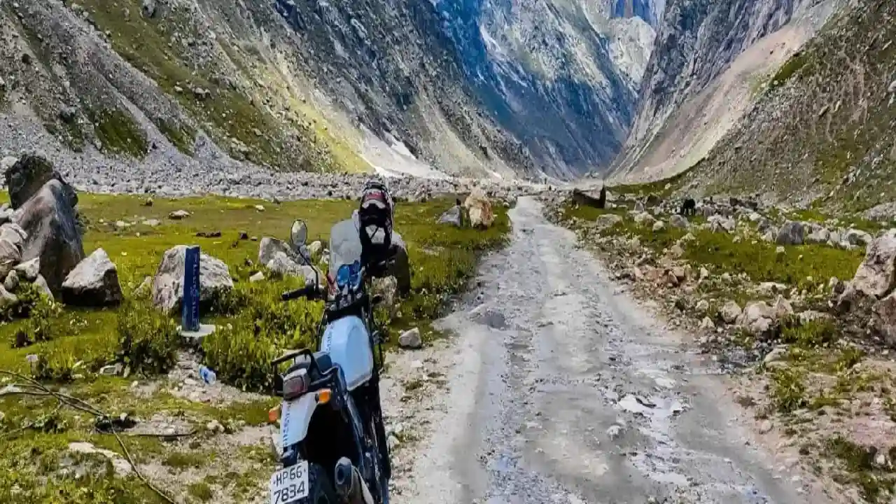 Manali vs Shimla route for Spiti bike trip