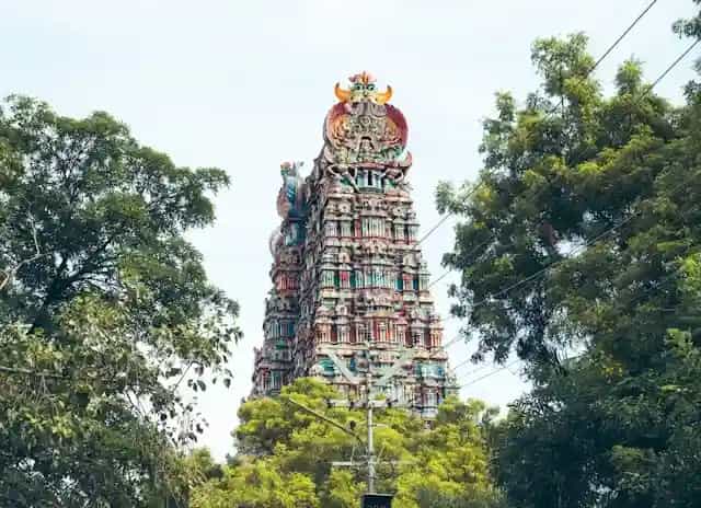 meenakshi amman temple.webp