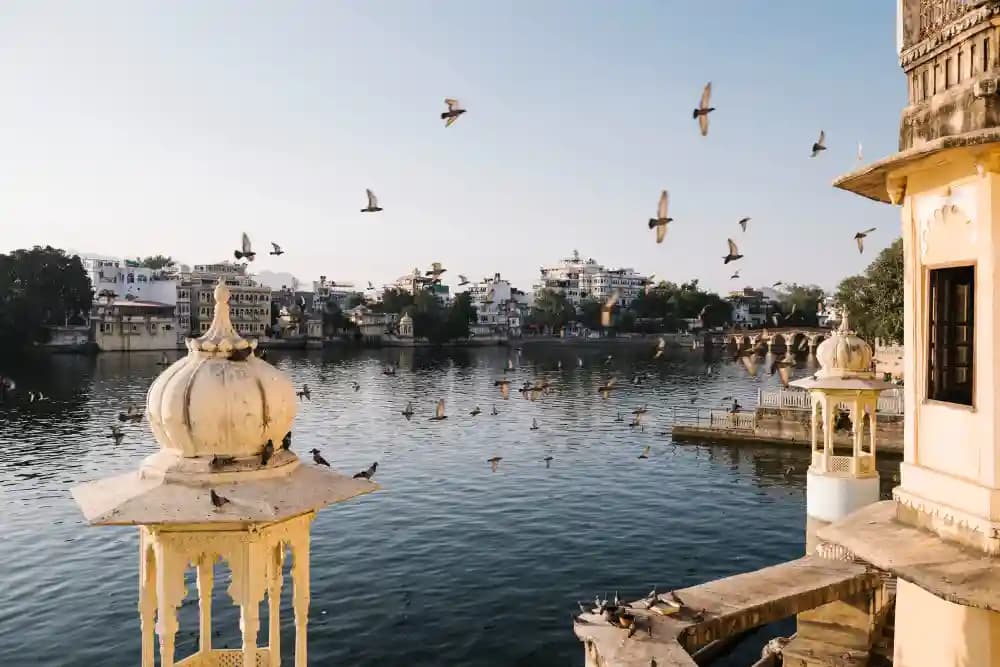 Places to visit near Lucknow.webp