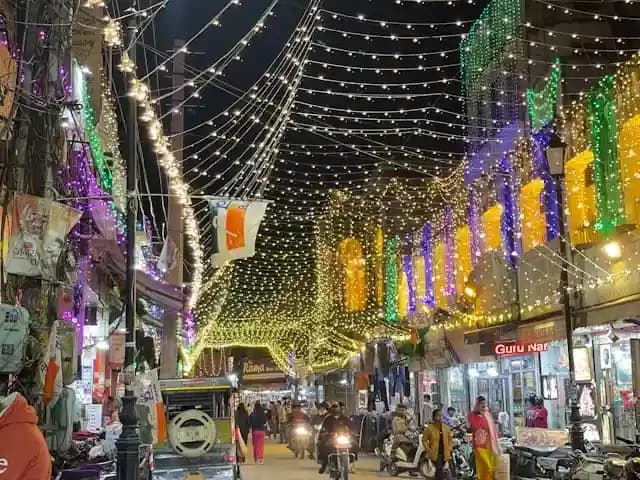 Shopping in Amritsar.webp