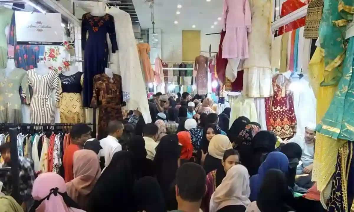 Shopping in Hyderabad.webp