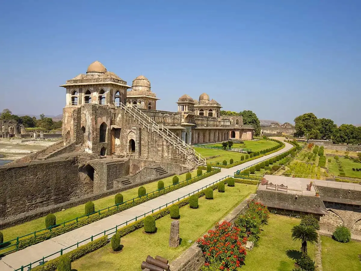 Tourist Places in Indore: Top Attractions & Travel Guide