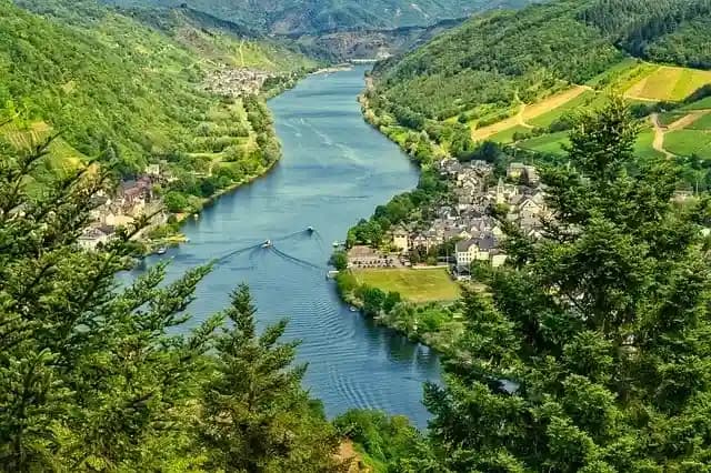 Kameng River
