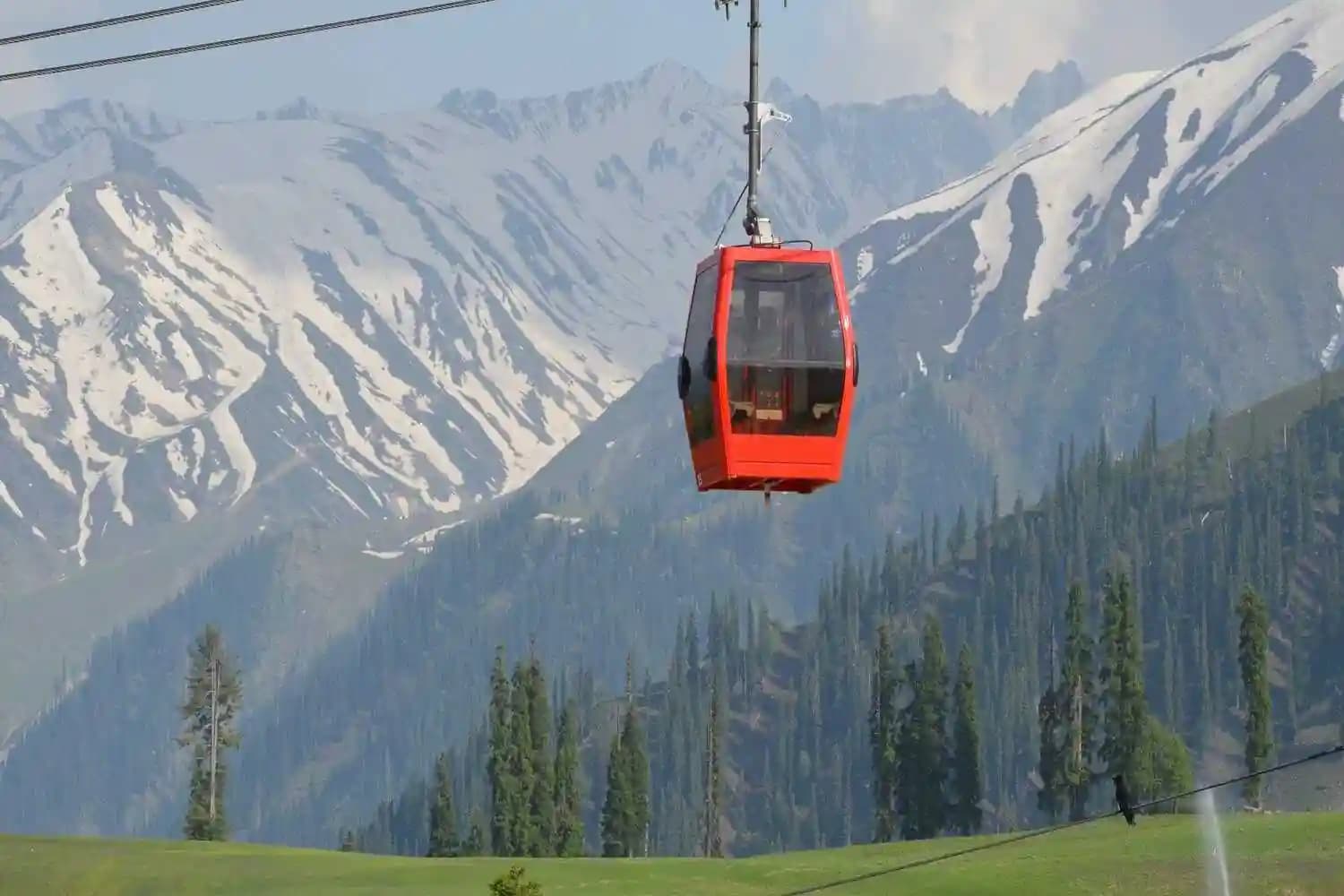 Refreshing Kashmir Holiday - Honeymoon Package