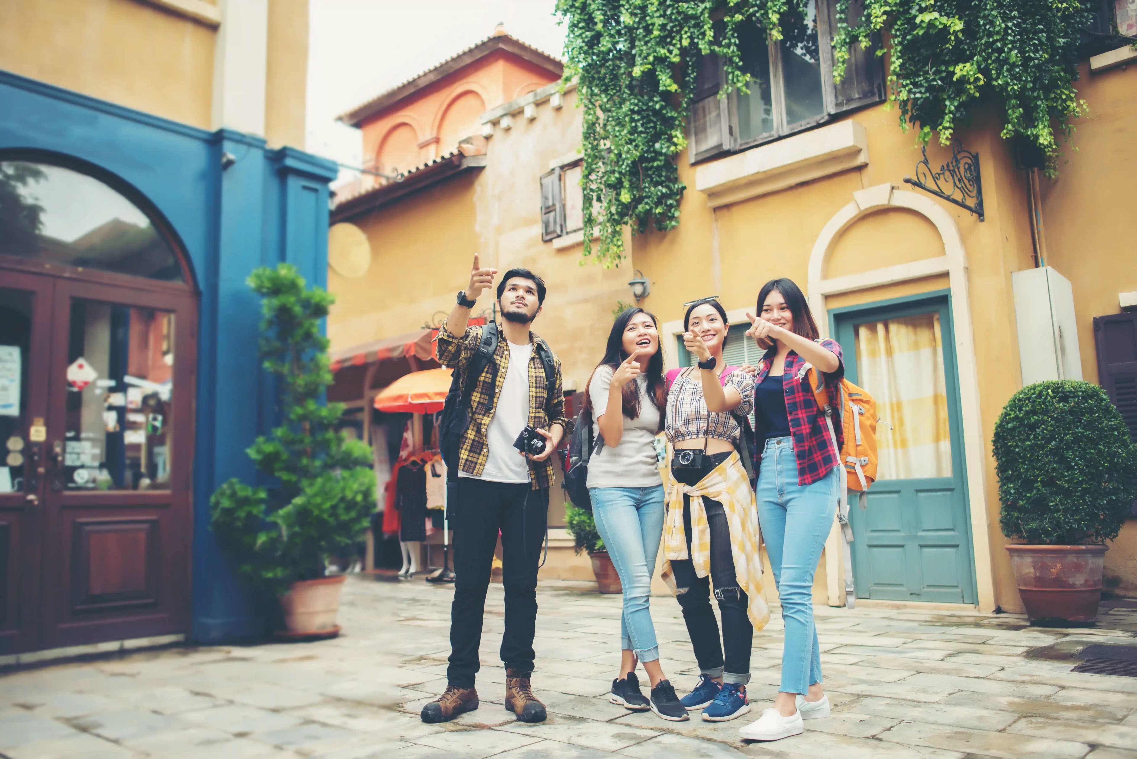 Places to visit in Mumbai with Friends