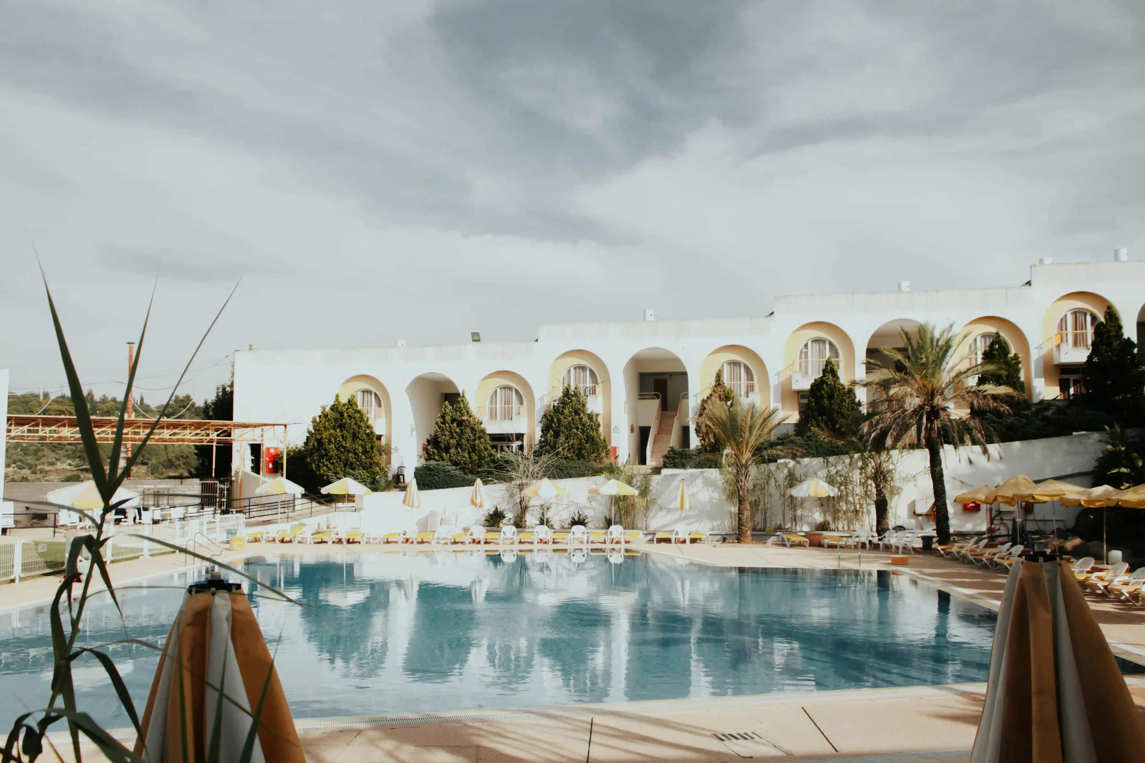 Hogenakkal Falls Resort