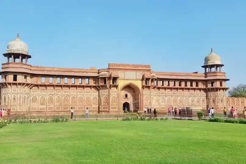 Places to Visit in Agra in 1 Day